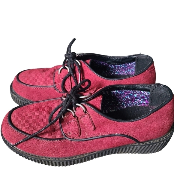 VINTAGE Maroon Red Suede Skechers Creeper Platform Shoes Size 6.5 - Picture 1 of 13